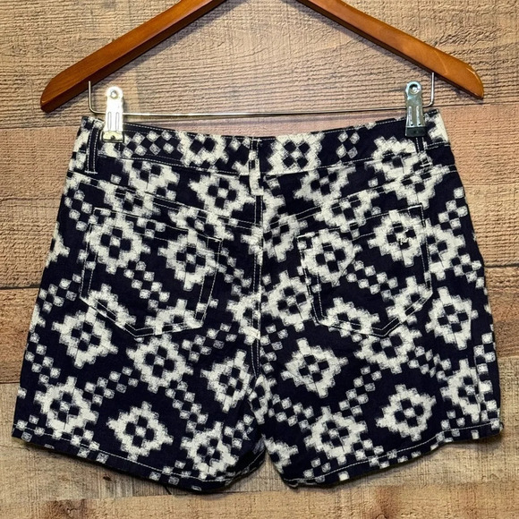 🌻 TWO by VINCE CAMUTO Linen Blend Navy Geometric Print Shorts Women's size 26/2 - Picture 2 of 8